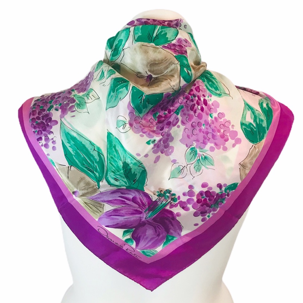 Vintage Oscar de la Renta 100% Silk Scarf 30" Sq